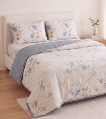 White & Blue Floral Comforter Set – Fresh Printed Reversible Quilt for Double Bed